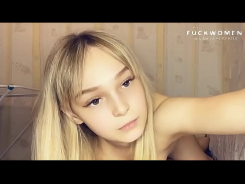 ❤️ Keça dibistanê ya têrnebûyî pereyê devkî yê bêhêz dide hevala polê ❤ Vîdyoyê seksî li me